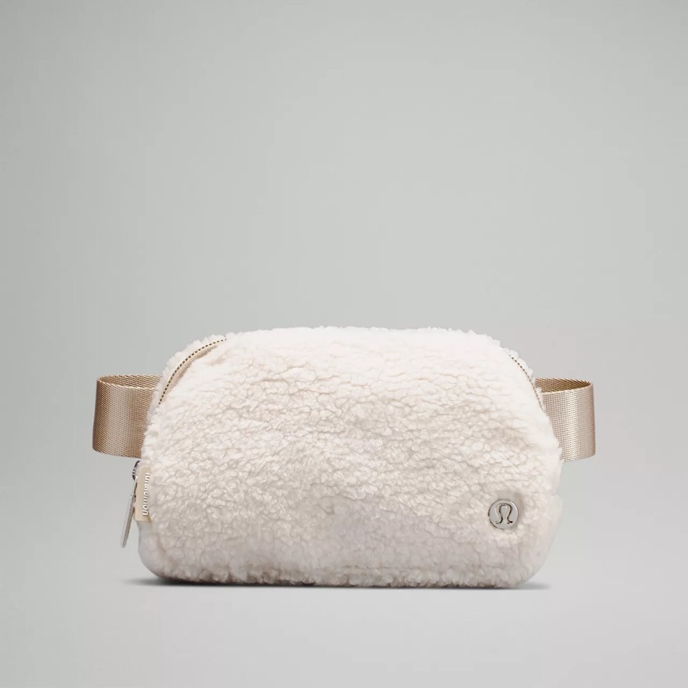Lululemon Everywhere Fleece Belt Bag - Natural Ivory/Trench w/ silver zipper